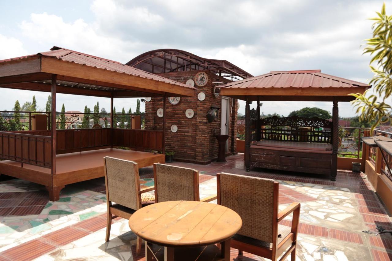 Jowo Kluthuk Heritage Kalasan Exterior foto