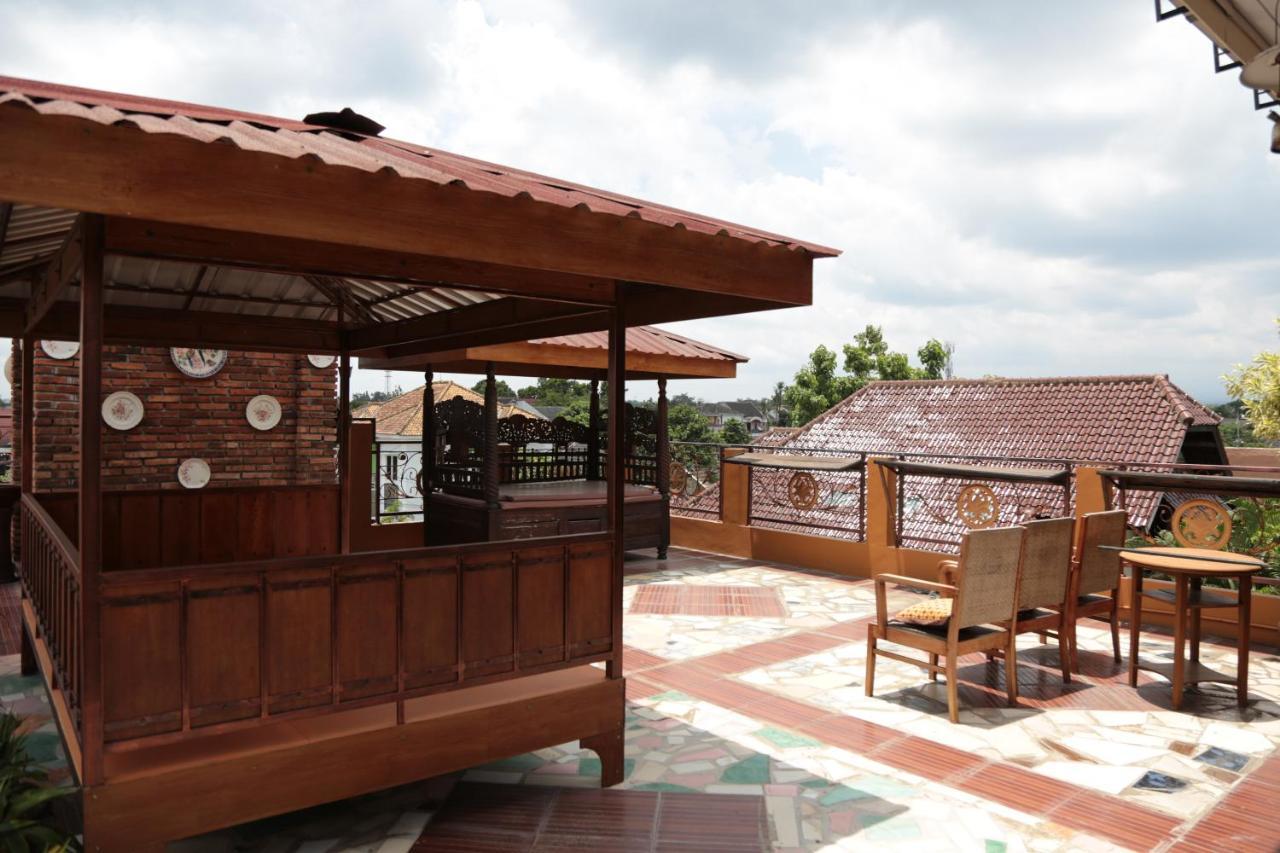 Jowo Kluthuk Heritage Kalasan Exterior foto